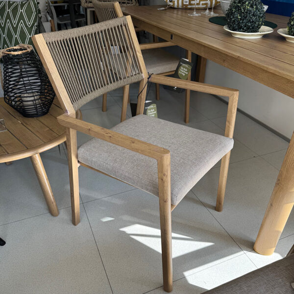 DAKOTA-DINING-CHAIR-AMBIANCE