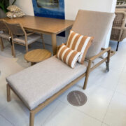 DAKOTA-LOUNGER-ALU-WOOD-LOOK-WITH-CUSHION-AMBIANCE