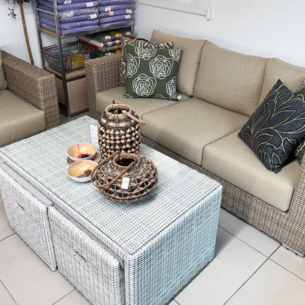SANTANDER-LOUNGE-SET-MEXICAN-SAND-AMBIANCE